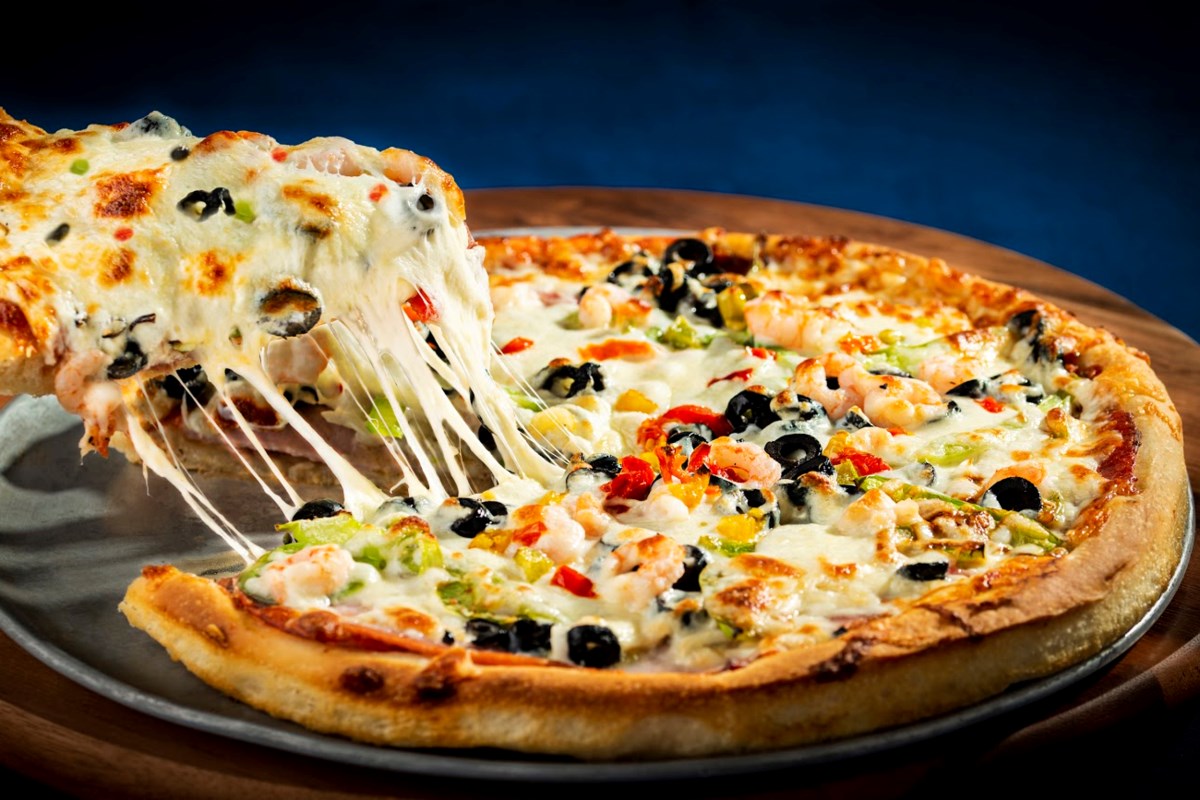 Image of 14" margarita pizza