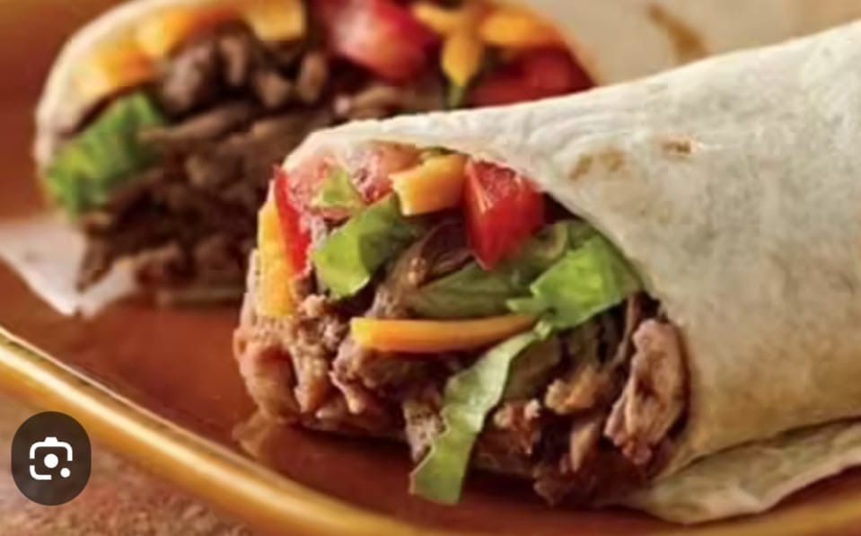 Image of Deluxe shawarma with fries